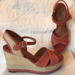 Clarks Indigo Platform Sandals